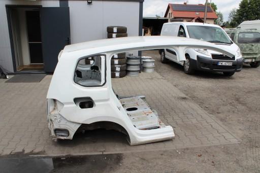 222 - VW Touran 5TA четверть зад с задней крышей