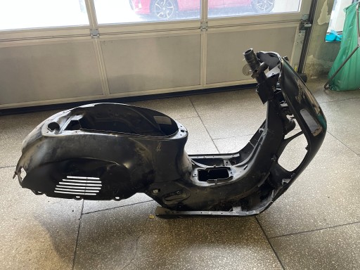 Vespa GTS рама кузова автомобіля