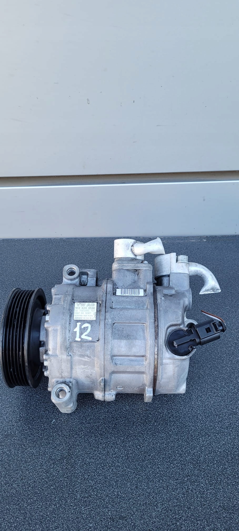 1K0820859S - Volkswagen 1.4 компрессор klimy DENSO 1k0820859e