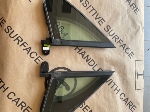 Volkswagen OE 5NA845113 боковое стекло