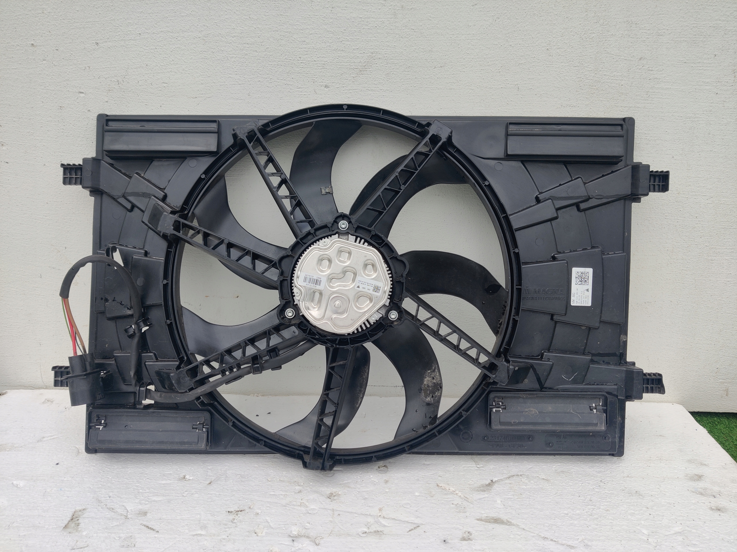 Volkswagen OE 5q0121203dr вентилятор радиатора