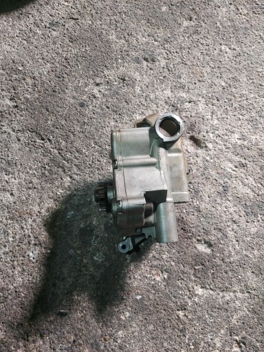 Volkswagen audi 06j115106ab масляний насос