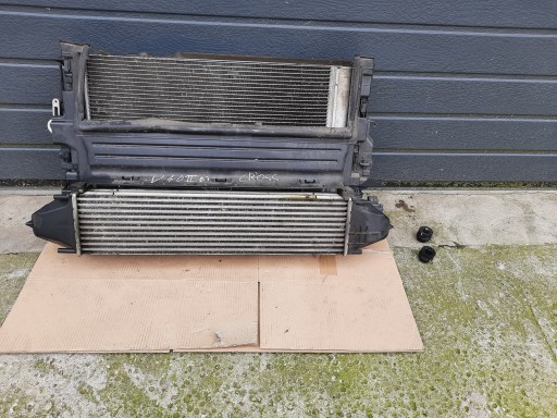 31294096 31319166 - Volvo V40 II D3 2.0D радіатор інтеркулер KPL EU