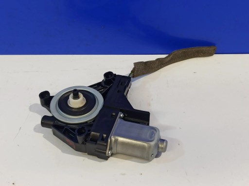 31253063 - Volvo V60 2015 віконні двигуни