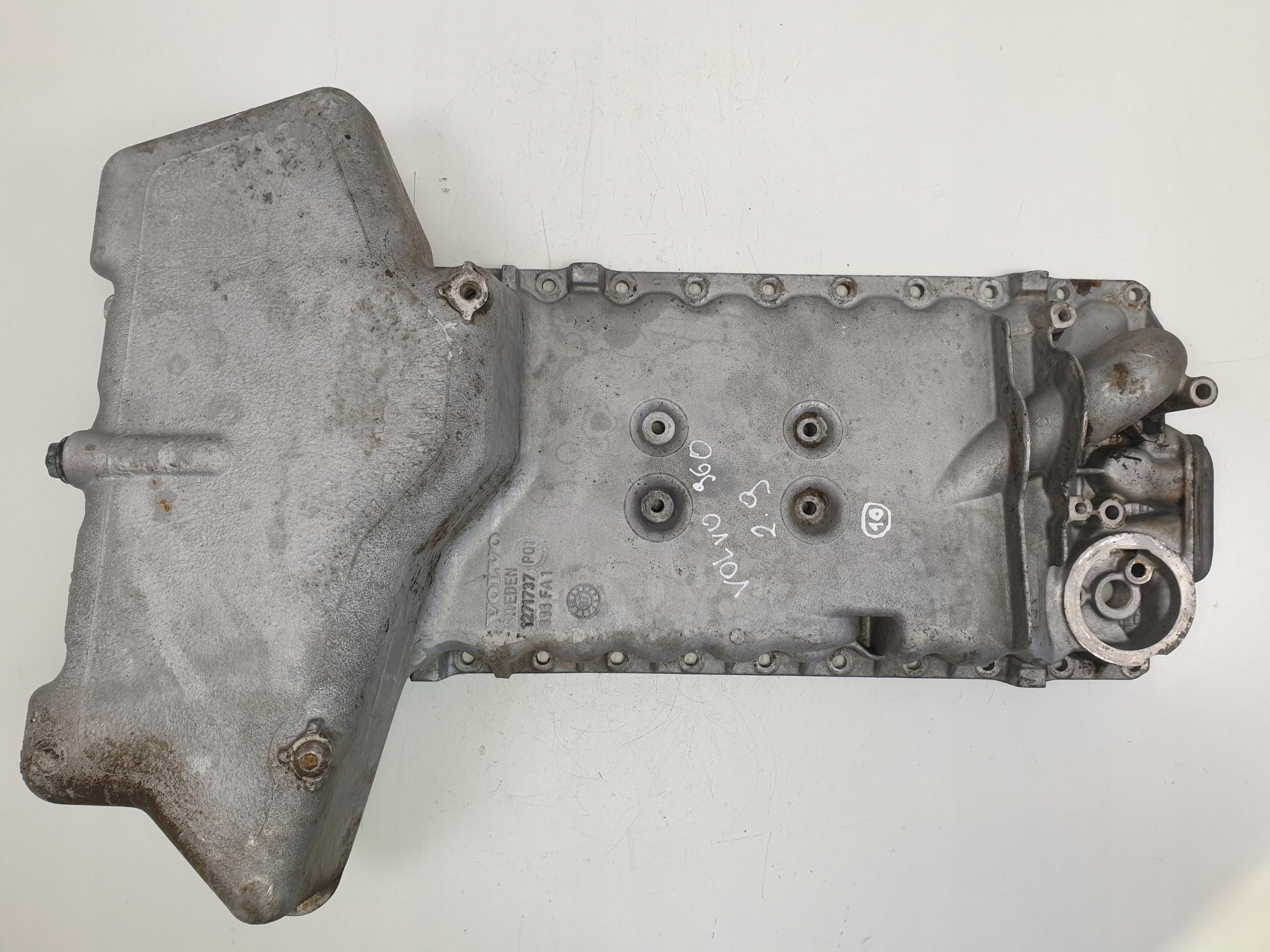 1366437 - Volvo V90 S90 960 2.9 3.0 24V масляный поддон