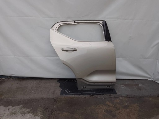 GRS979 - Volvo xc40 права дверцята 2018-2022