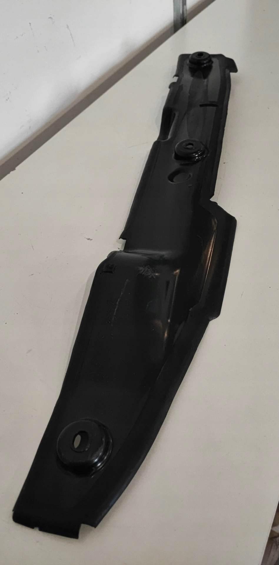 31442797 - Volvo XC40 звукоизоляция левого крыла