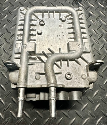 32300621 12v - Volvo XC60 II B4 B5 Hybrid 2018-2021 інвертор перетворювач напруги 48V