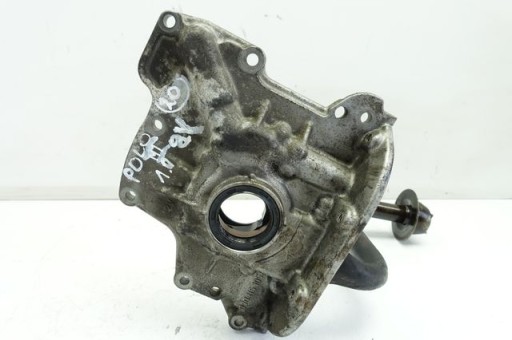 Vw Polo III LIFT 1.0 MPI масляный насос 030115105K