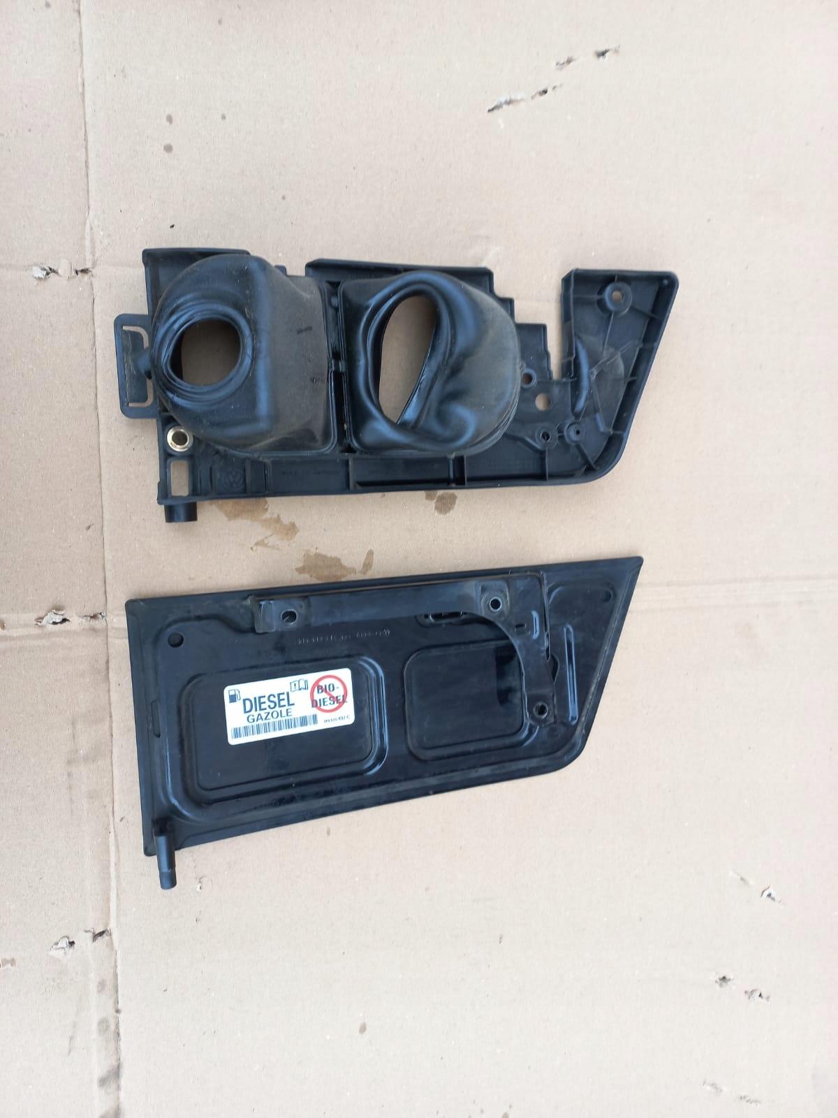 VW T6 кришка паливного бака