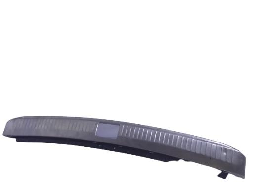 W203 накладка багажника хром задня a2036901887