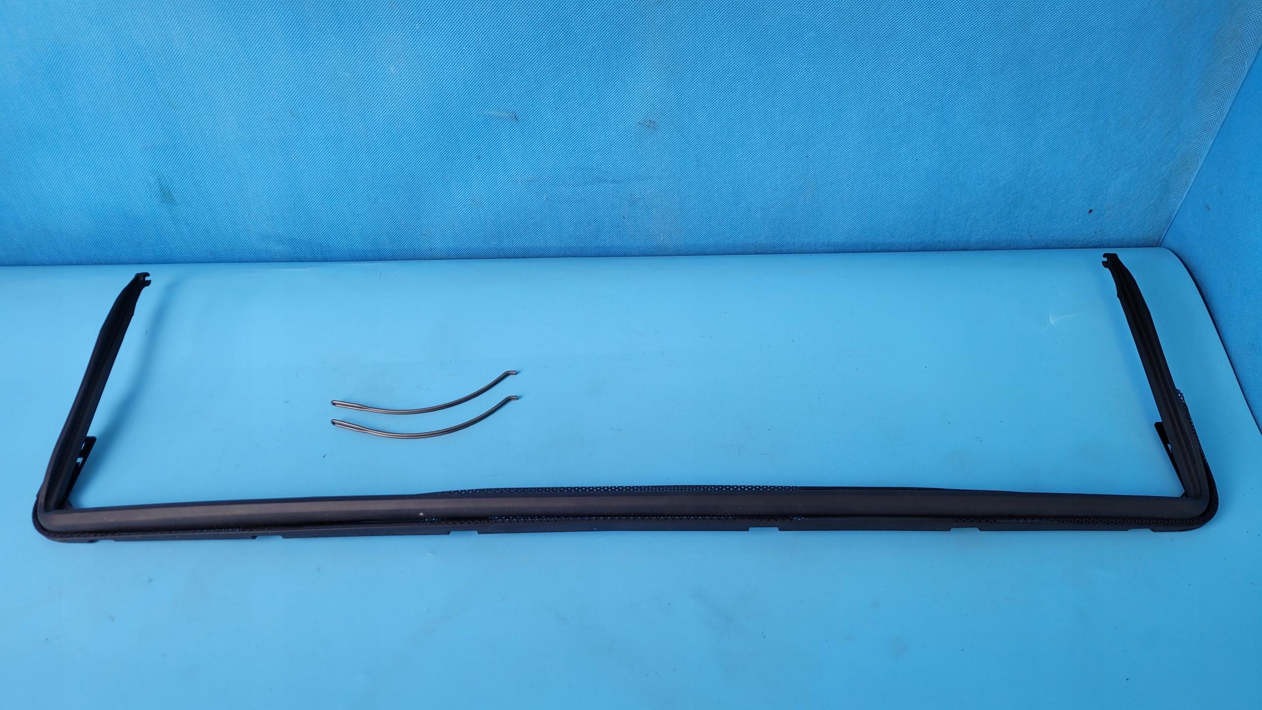 W205 C250 воздушный дефлектор A2057800144