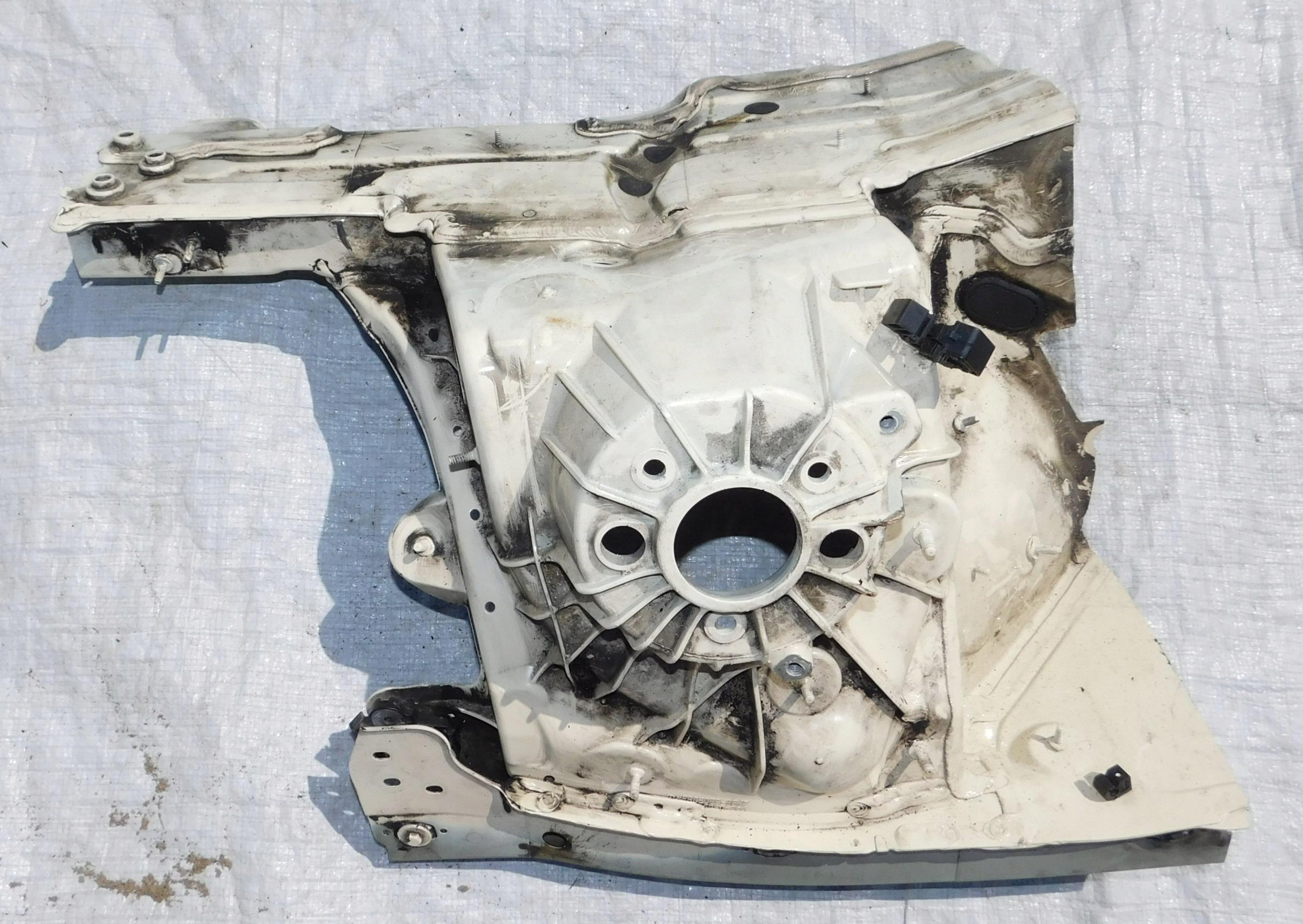 W213 чверть лонжерон передній лівий фартух 2017r