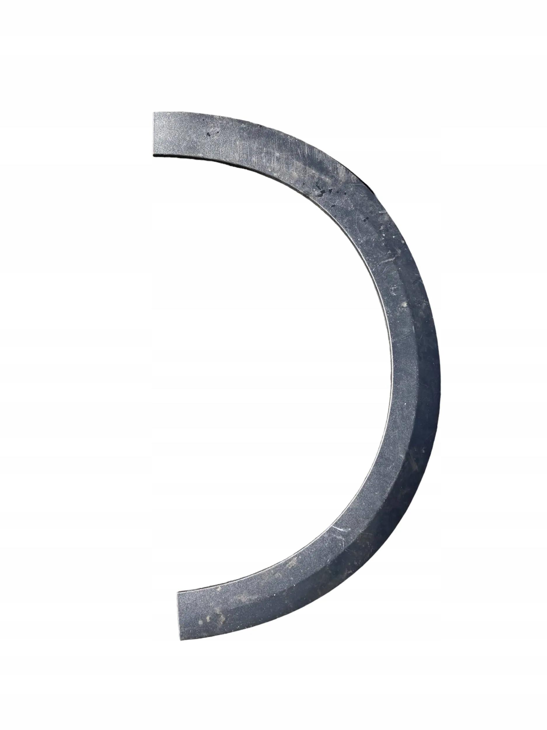 A2138806204 - W213 брызговик передний правый 2138806204