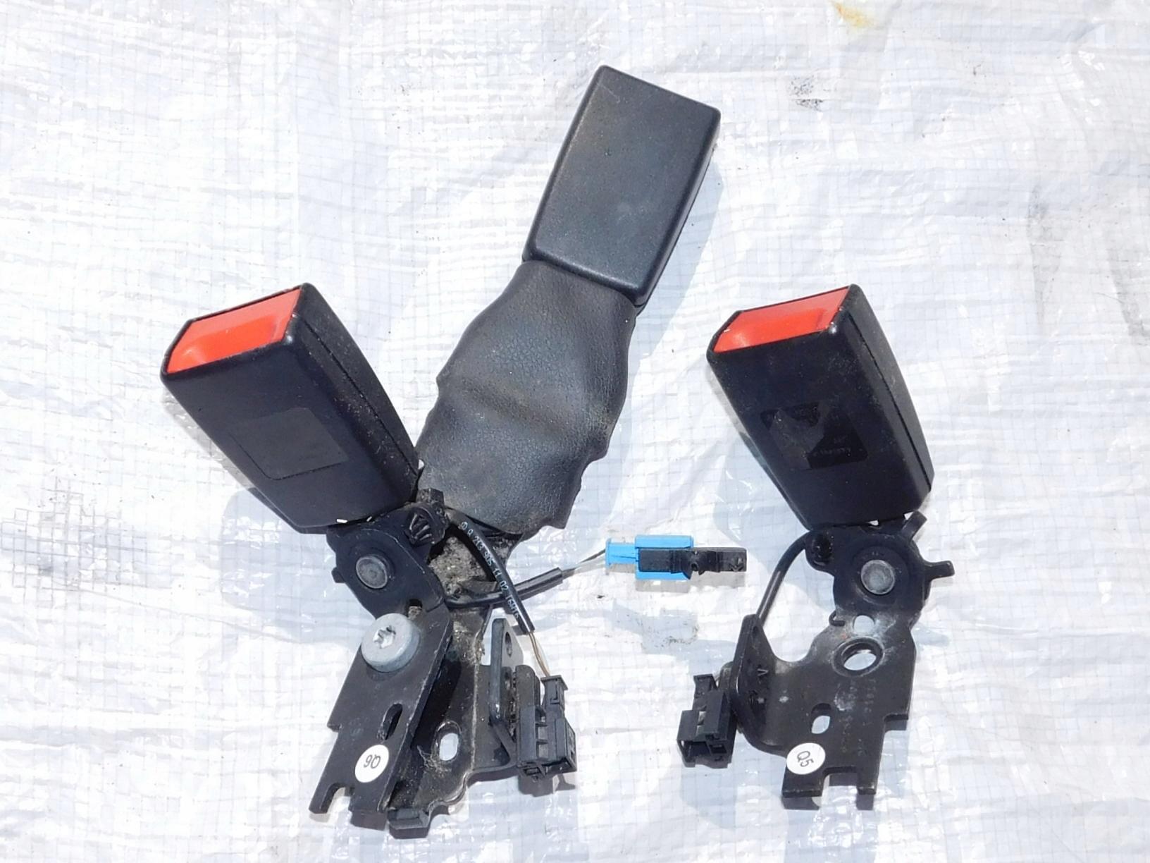 W213 застежка-молния ремень безопасности сзади KMPLT