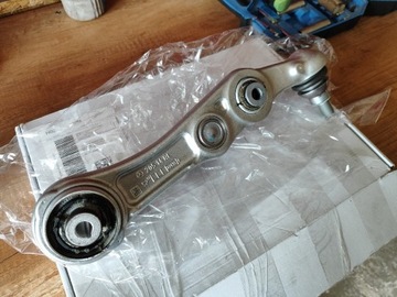 РЫЧАГ ПЕРЕДНИЙ ПРАВЫЙ MERCEDES 20514re OE Новый!