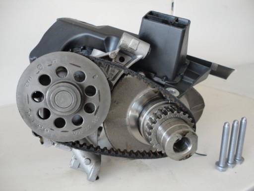 03L115105 - Масляный насос CRANKSHAFT VW T5 T6 2.0 TDI TACTILE