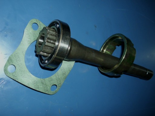 09300200039 - ПРОМІЖНИЙ ВАЛ ВІДБОРУ ПОТУЖНОСТІ ZF 16S160A