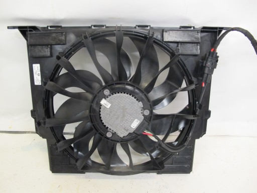 Вентилятор охлаждения BMW G11 G12 G30 8576513