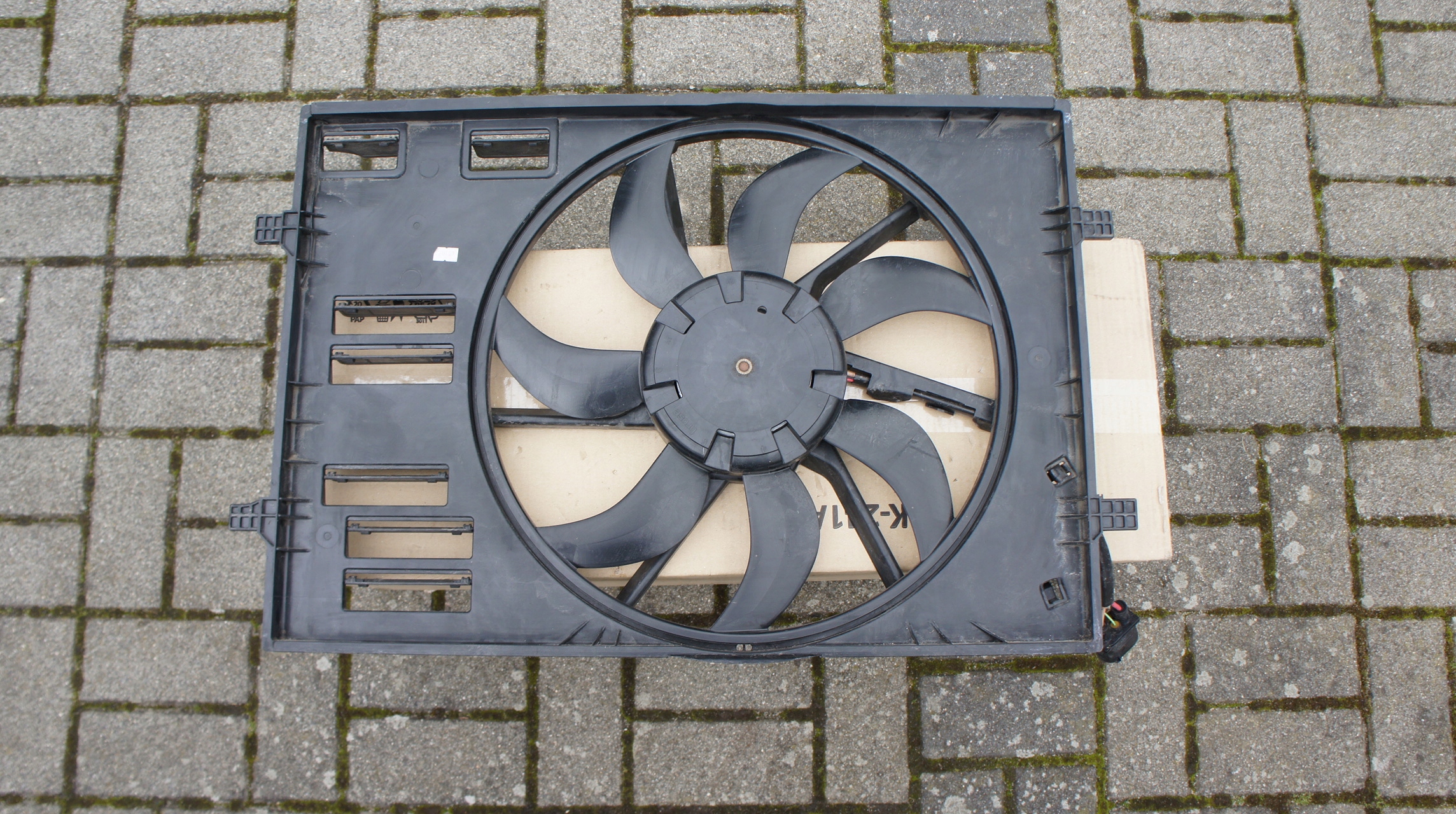 5Q0959455BG - ВЕНТИЛЯТОР РАДІАТОРА VW AUDI SEAT SKODA 1.6 TDI