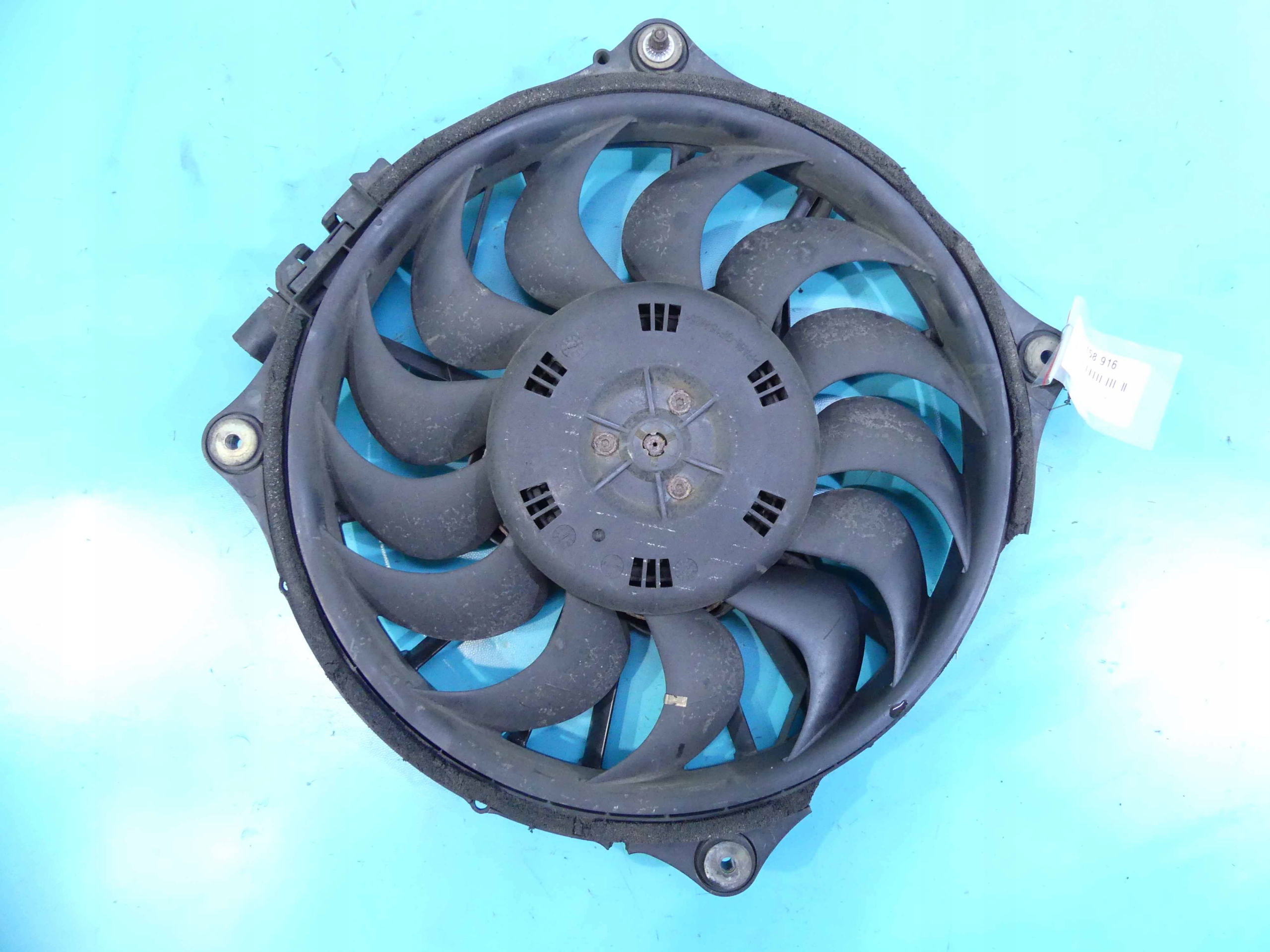 0130706833, 8E0959455J - Вентилятор радіатора AUDI A4 B7 3.0 TDI