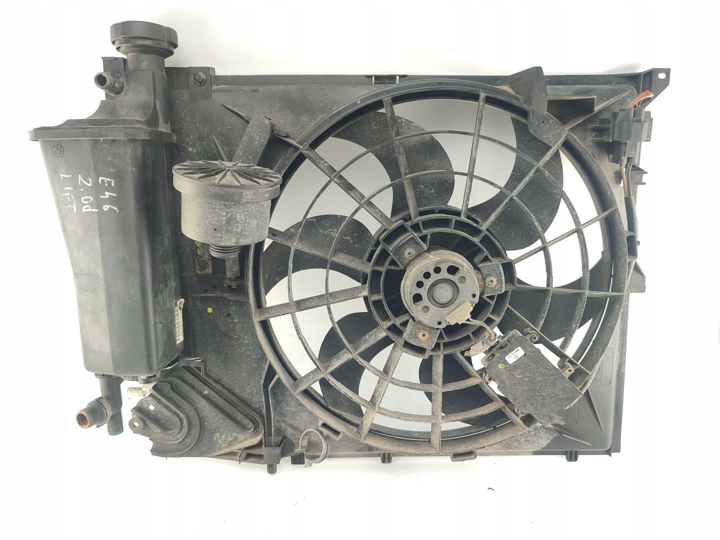 Вентилятор радіатора BMW E46 1.9 118KM