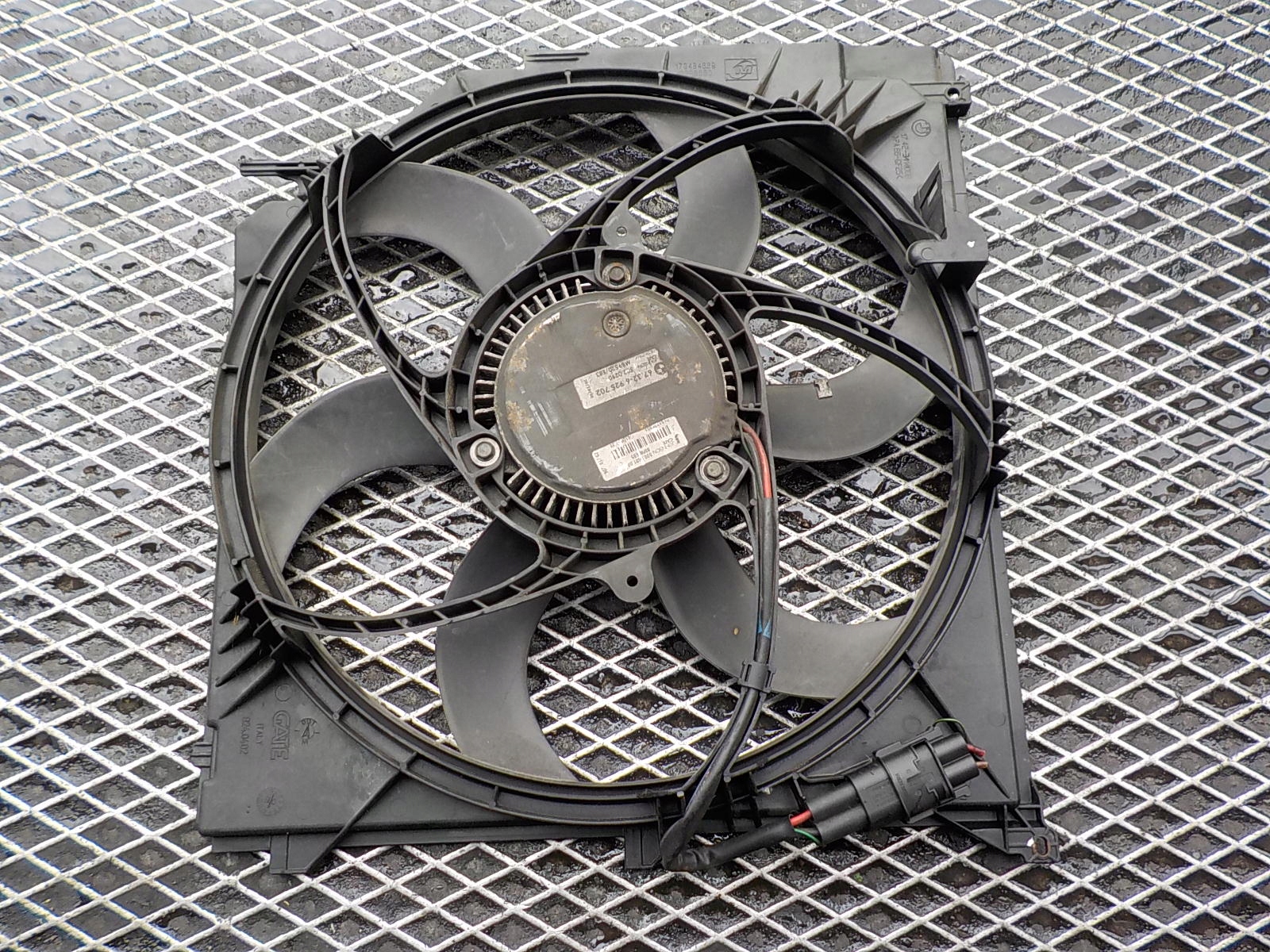 Вентилятор радіатора BMW X3 E83 6925702