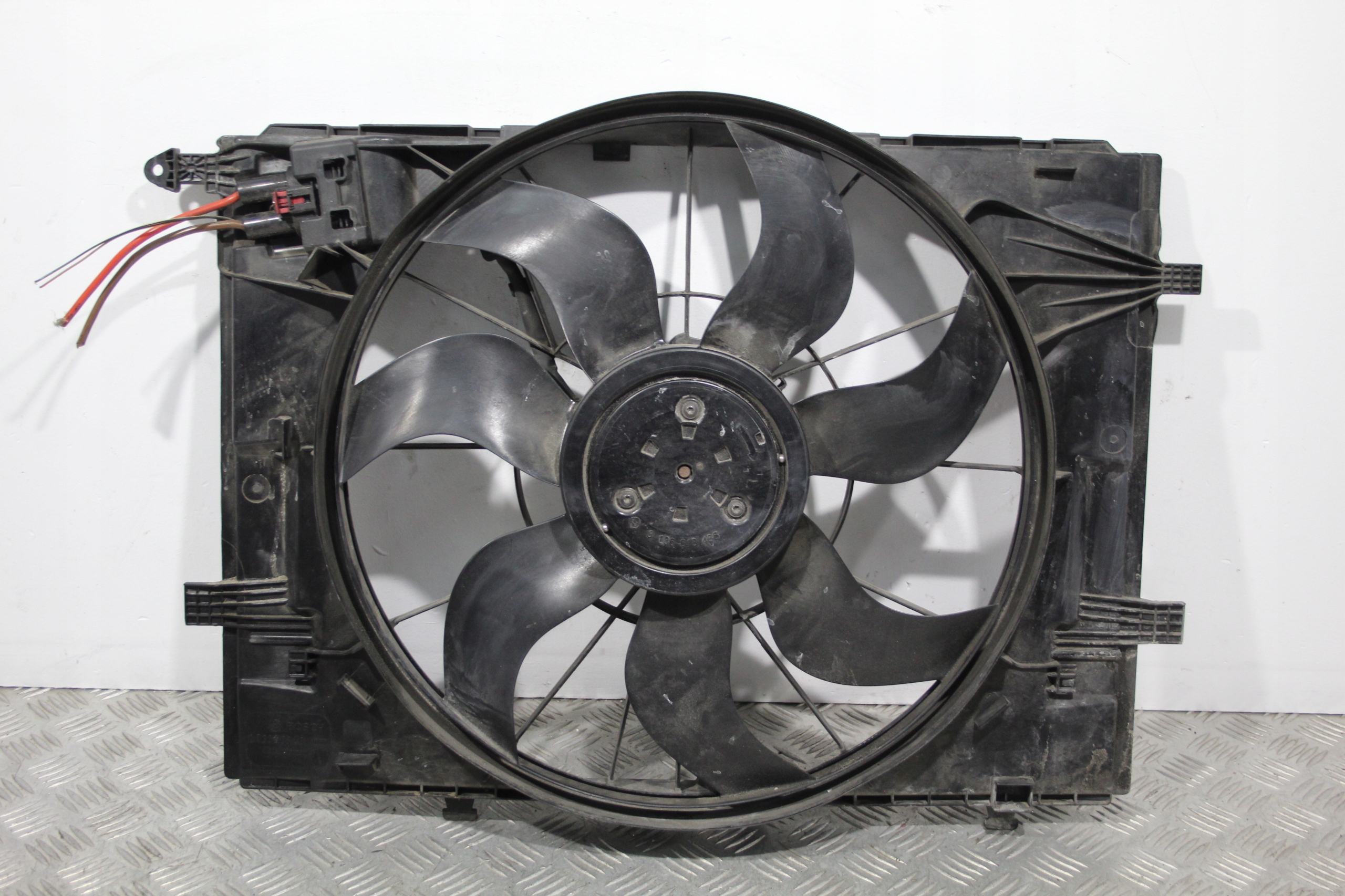 Вентилятор радиатора C-Class W205