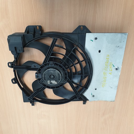 Вентилятор радіатора CITROEN C3 II 207 9682895680