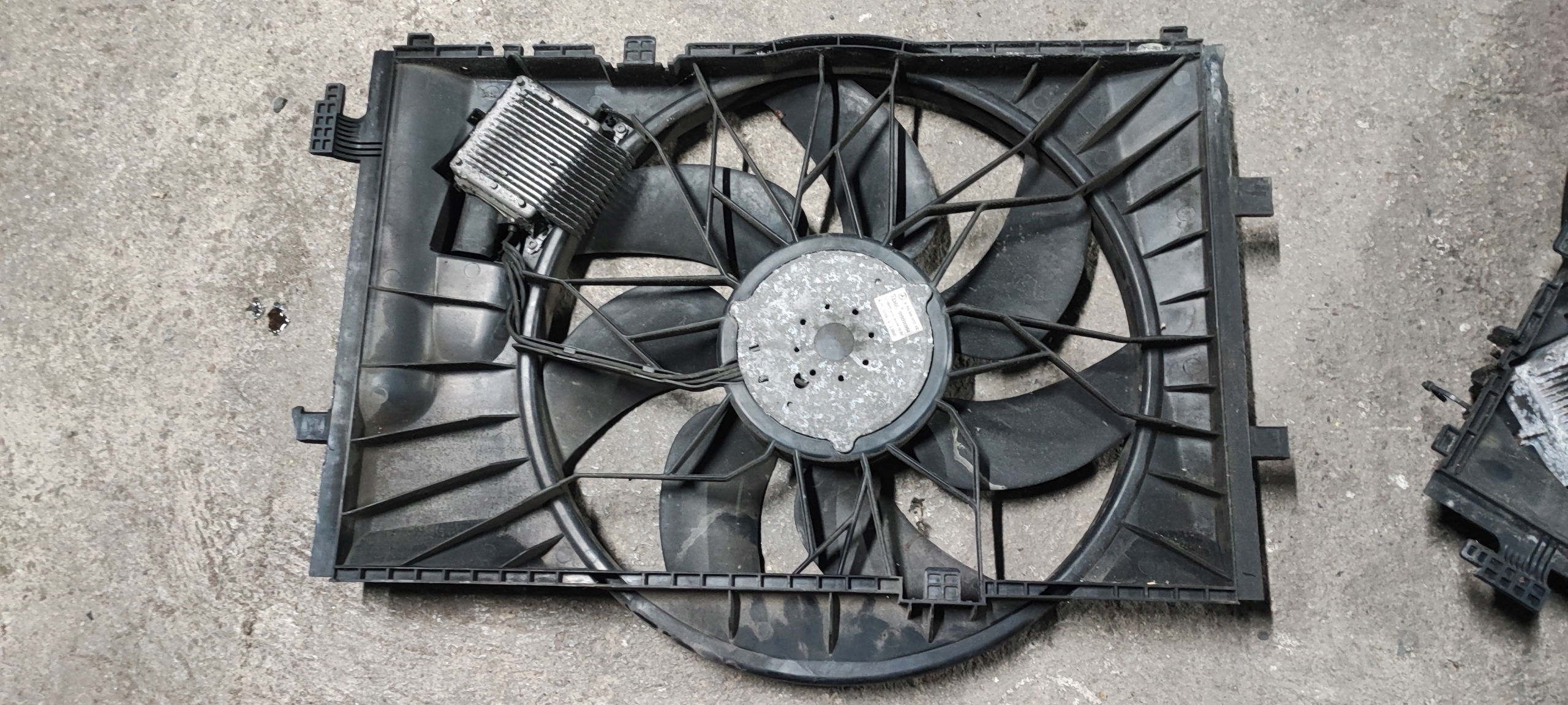 A2035000293KZ 377683 - Вентилятор радіатора Мерседес В203 А2035000293КЗ