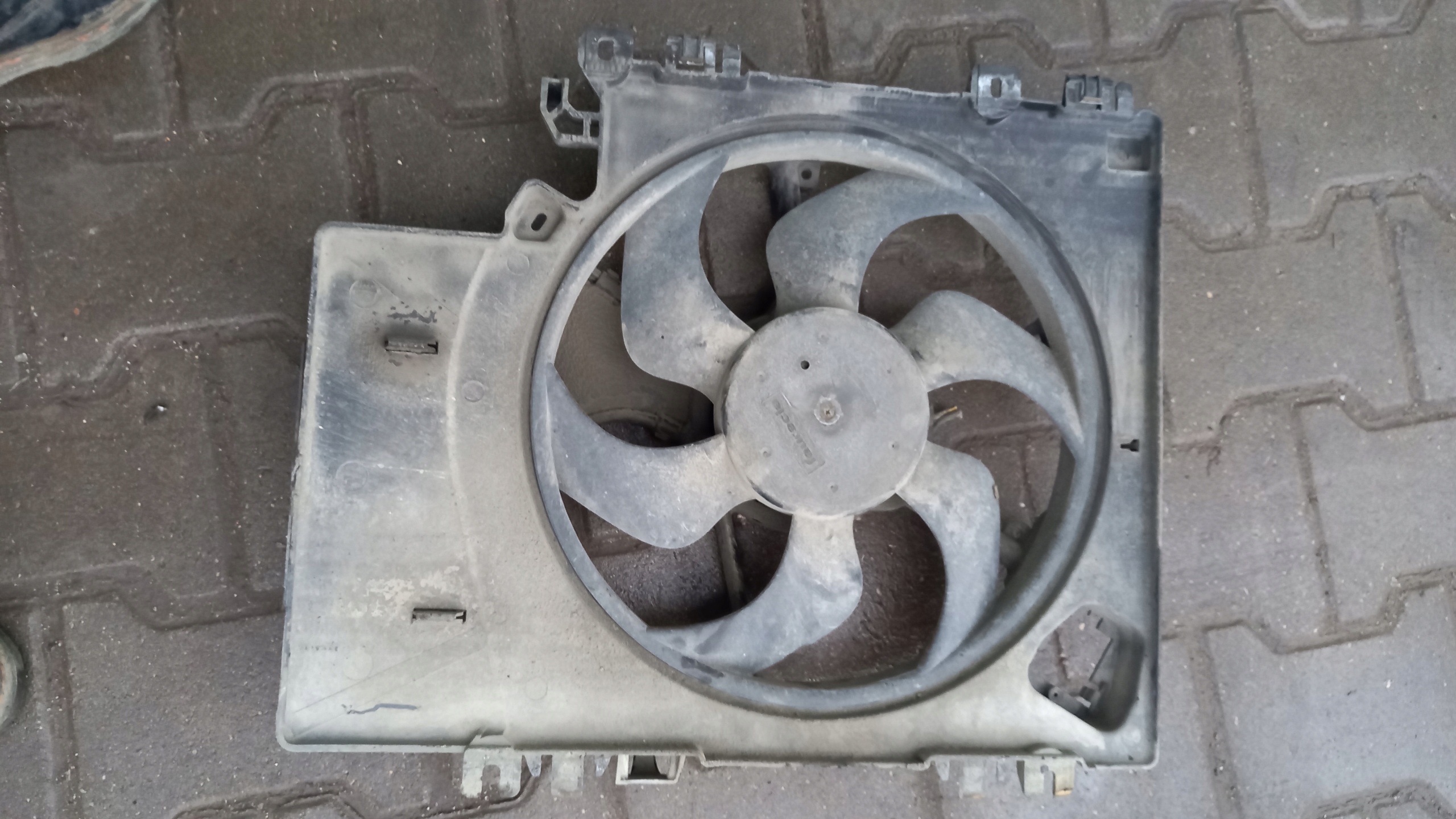 Вентилятор радіатора NISSAN MICRA K12 05R