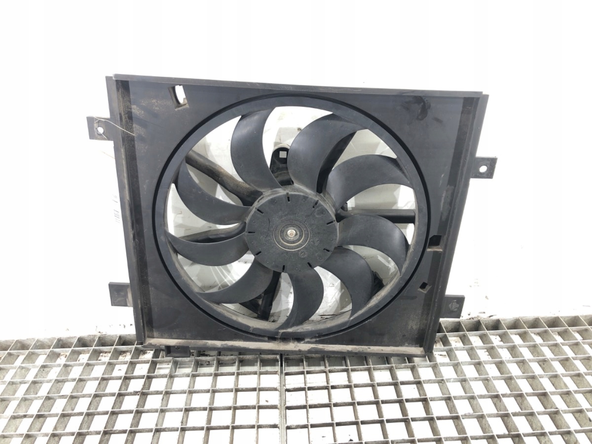 Вентилятор радиатора NISSAN NOTE E12 214813VD1A