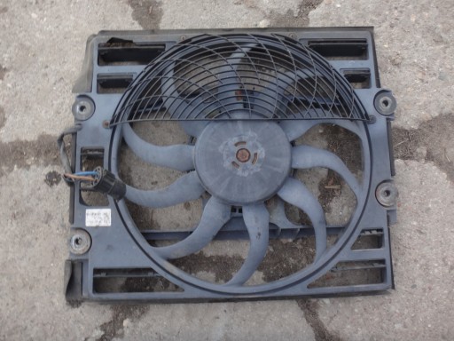 6 921 - Корпус вентилятора радиатора BMW E38 740 и 3 PIN