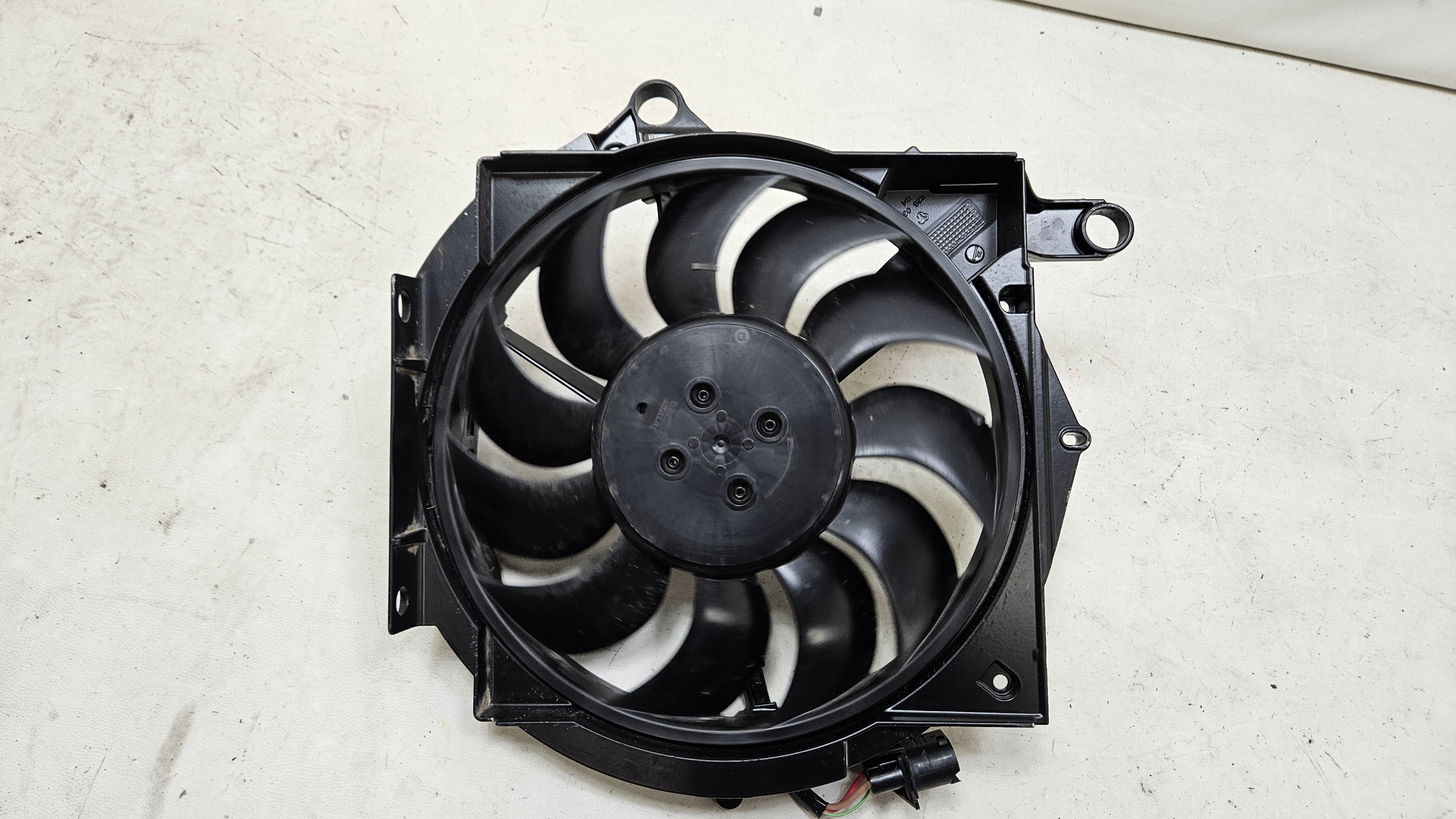 9J1959456D - ВЕНТИЛЯТОР РАДИАТОРА PORSCHE TAYCAN AUDI E-TRON GT