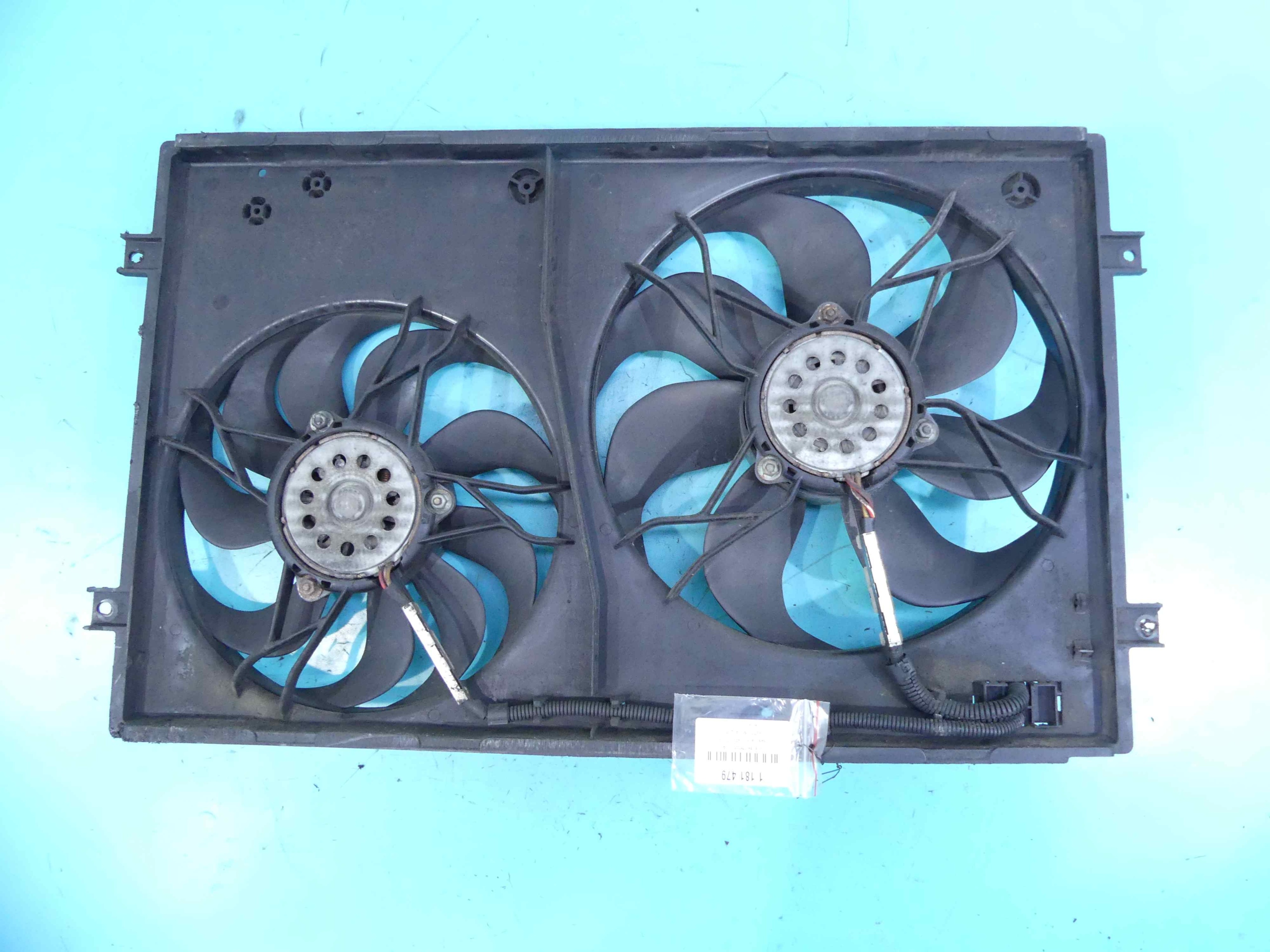 1J0121207AA - ВЕНТИЛЯТОР РАДІАТОРА SEAT LEON TOLEDO II 1.9 TDI