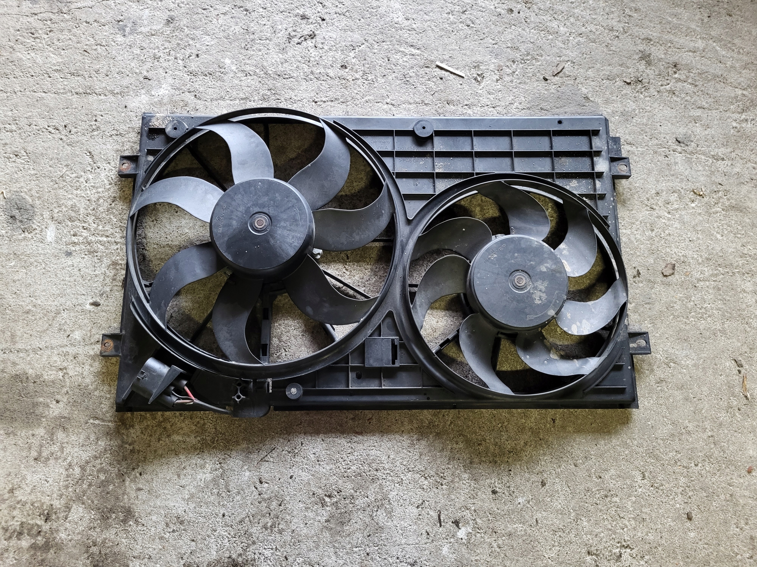 1K0121165 - ВЕНТИЛЯТОР РАДИАТОРА VW SKODA SEAT AUDI 1K0121207T