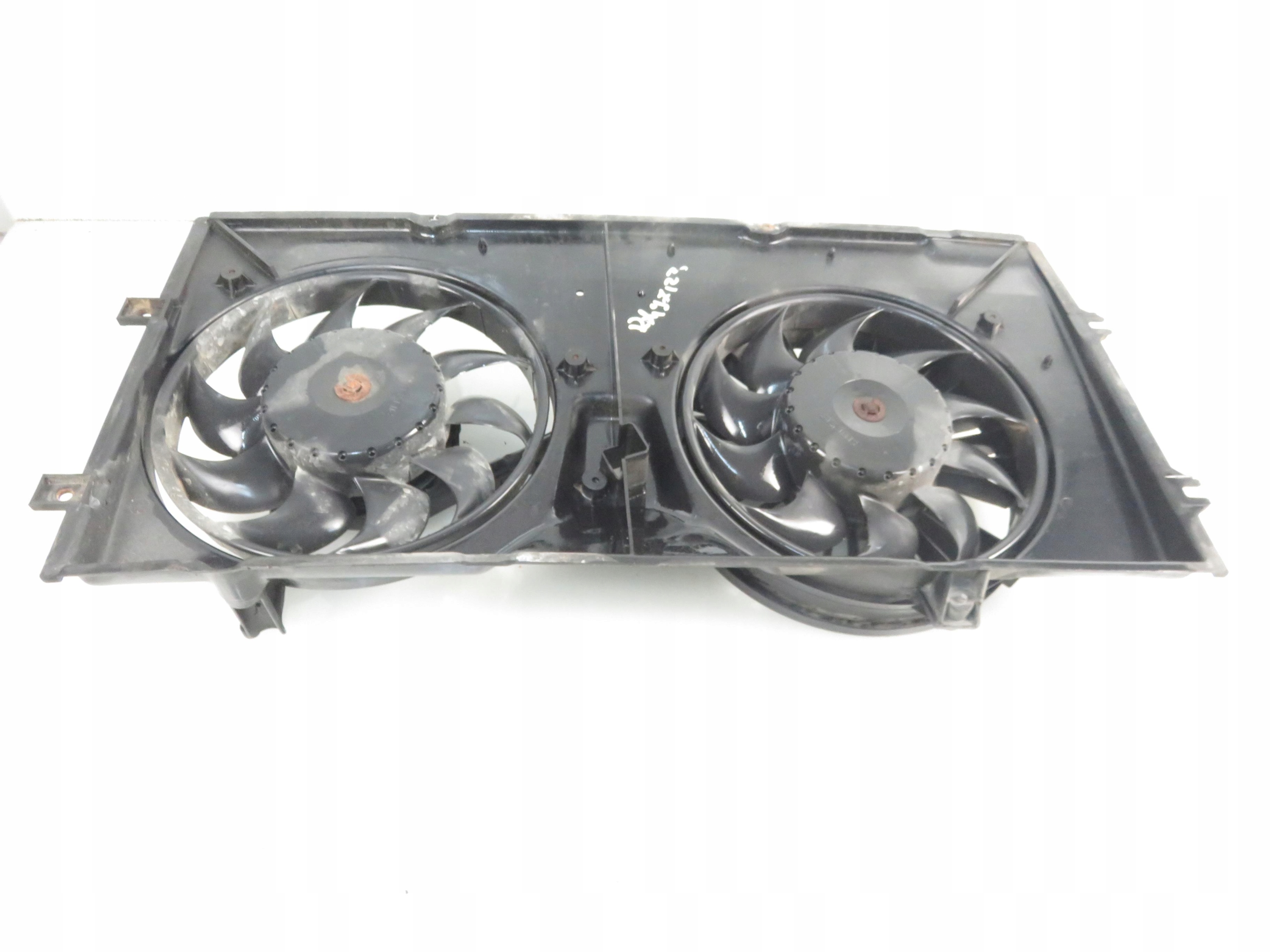 Вентилятор радиатора VW T4 2.4 D 701121207B