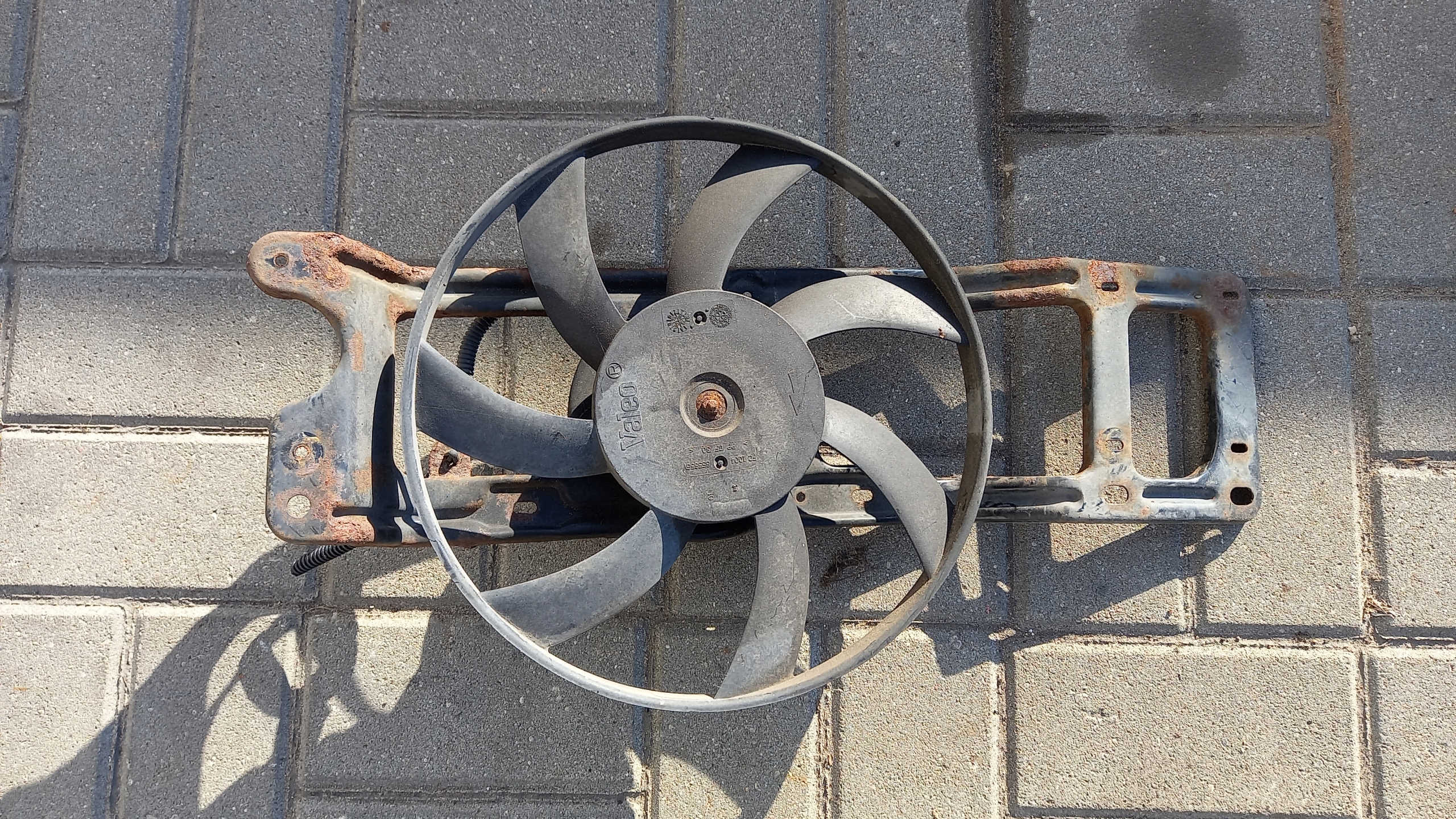 ВЕНТИЛЯТОР ВОДЯНОГО ОХЛАЖДЕНИЯ RENAULT CLIO 1.2 B