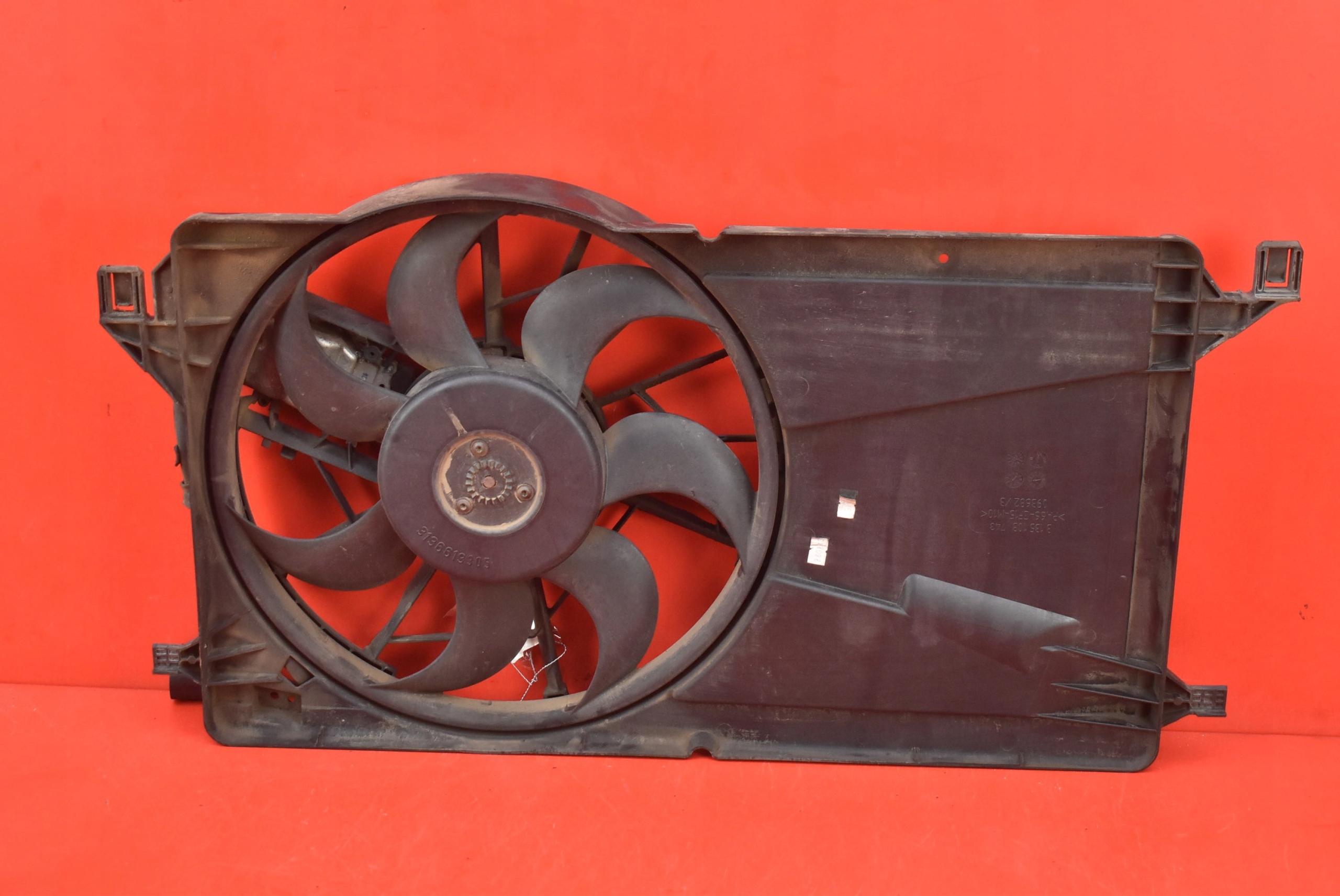 ВЕНТИЛЯТОР FORD FOCUS MK2 1.6 TDCI 06R