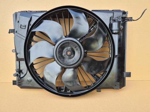 A2045000393 2045000393 - Вентилятор MERCEDES W212 X204 W207 CLS W204 GLK