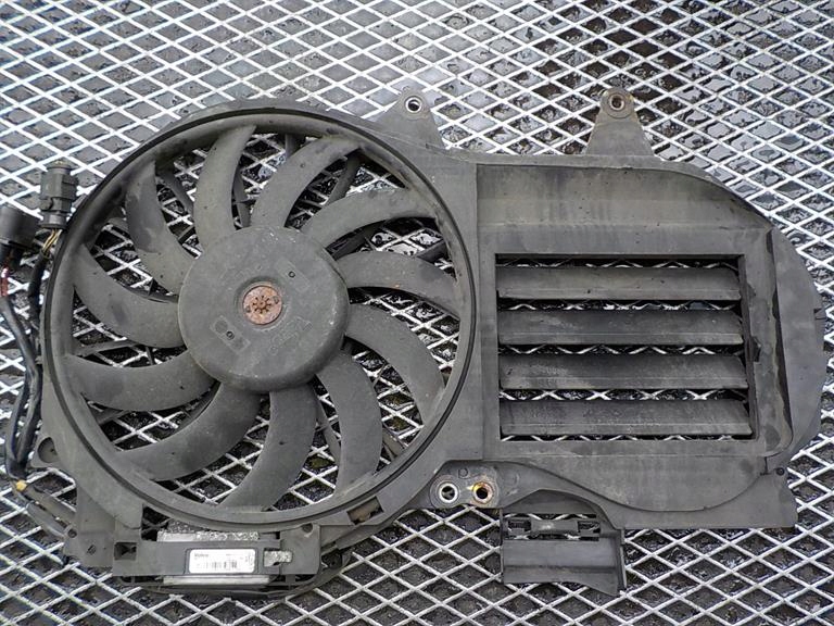 Вентилятор охлаждения модуль радиатора AUDI A4 B6 8E0121205AE