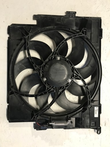 Вентилятор оригинальный BMW F20 F30 7640508 VALEO