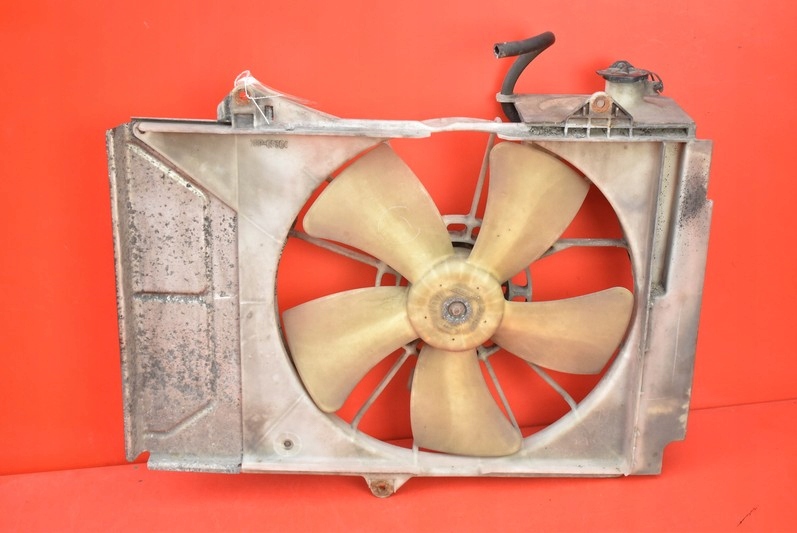 Вентилятор TOYOTA YARIS 1 і 1.0 VVTi 03R