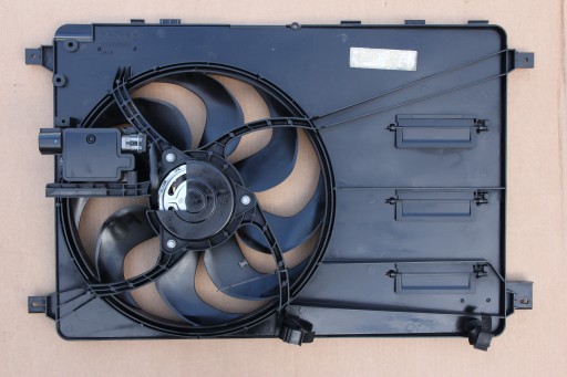 31319165 - Вентилятор VOLVO V40 2012-2019