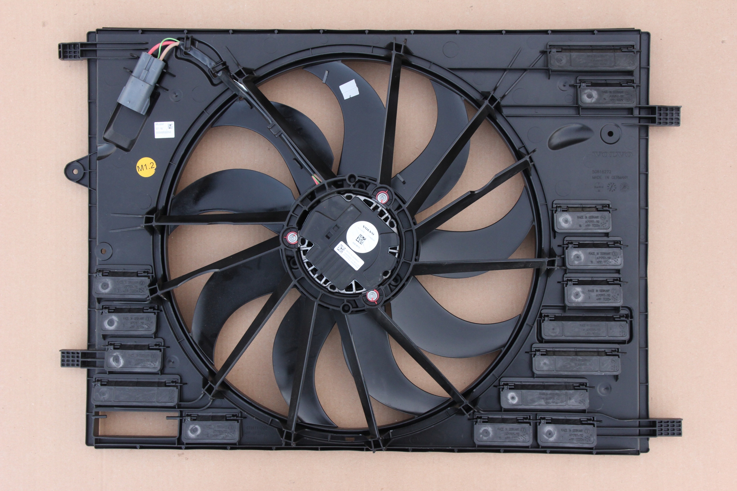 Вентилятор охолодження VOLVO XC60 II V60 II S60 III V90 HYBRID