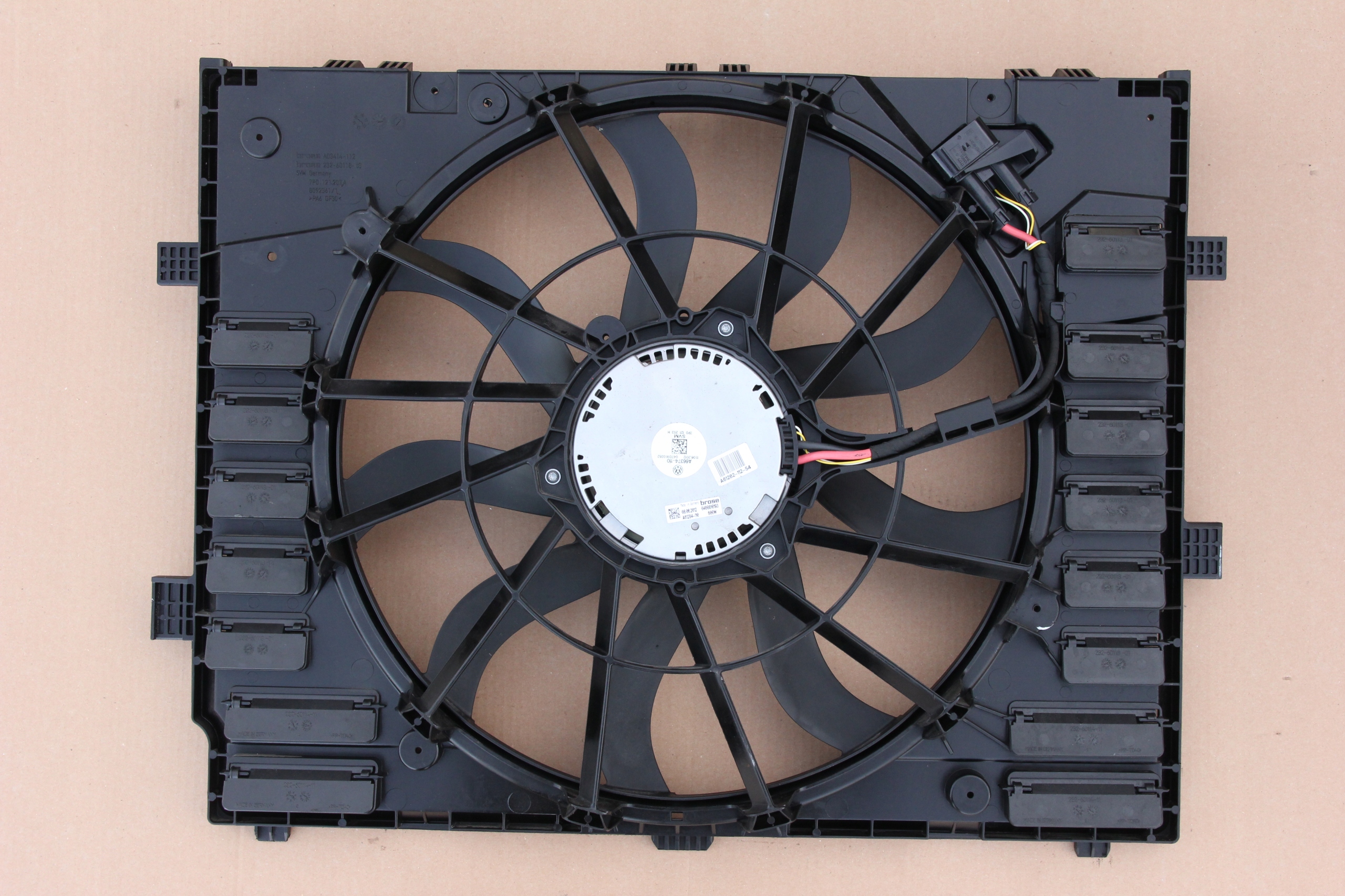 7P0121207A 7P0121203H - ВЕНТИЛЯТОР VW TOUAREG 7P PORSCHE CAYENNE 92A 600W