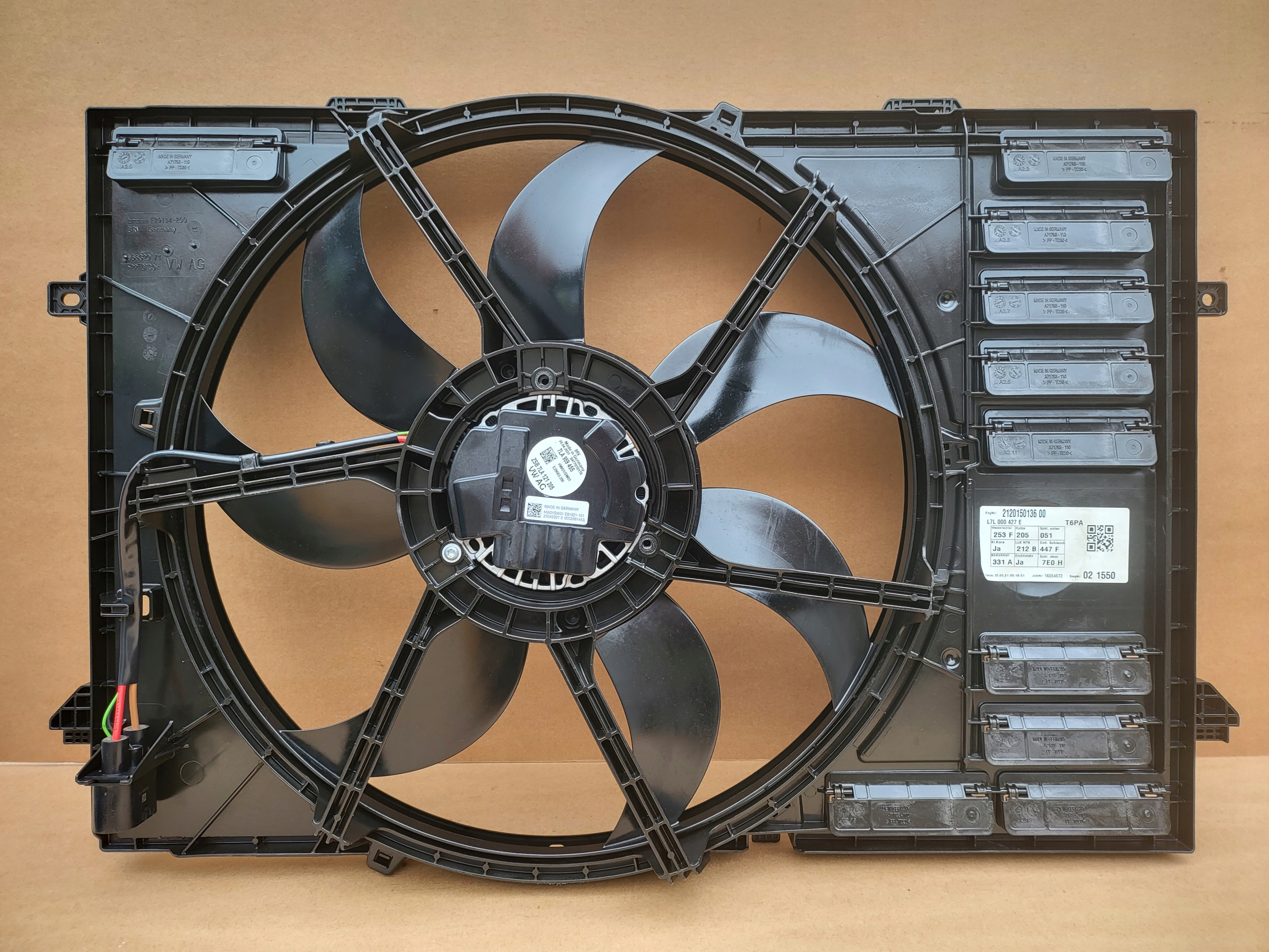 9856 7LA121205 - Вентилятор VW TRANSPORTER T5 T6 2015-