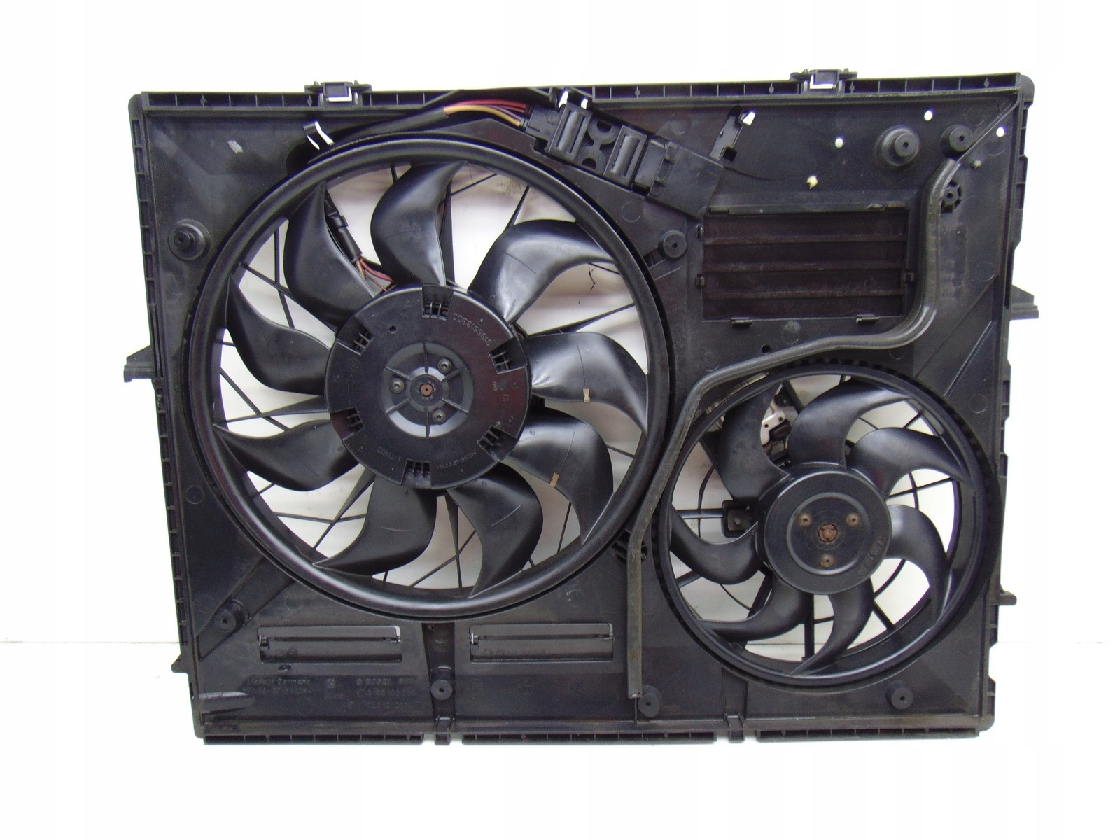 7L0121207E 3136613300 - Вентилятор вентилятор радиатора комплект AUDI Q7 4L