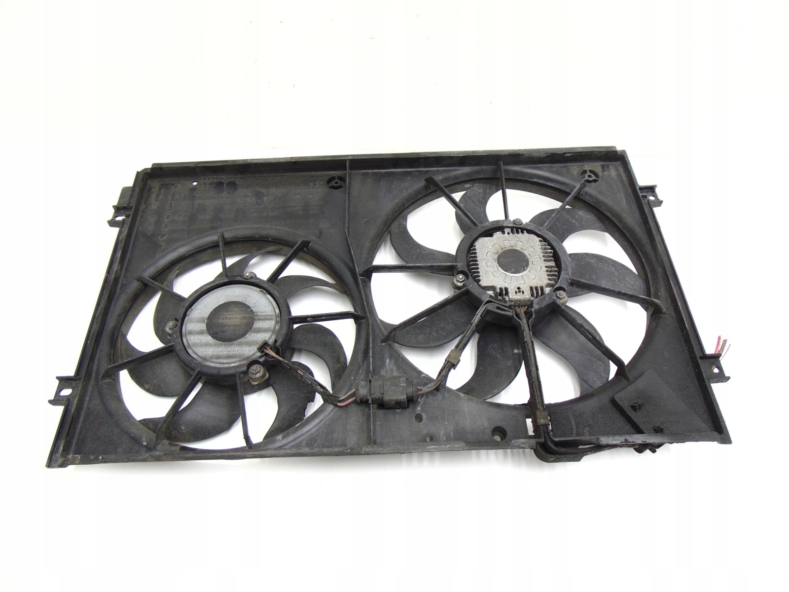 Вентилятори 1K0121207BB AUDI A3 8P TDI GOLF LEON