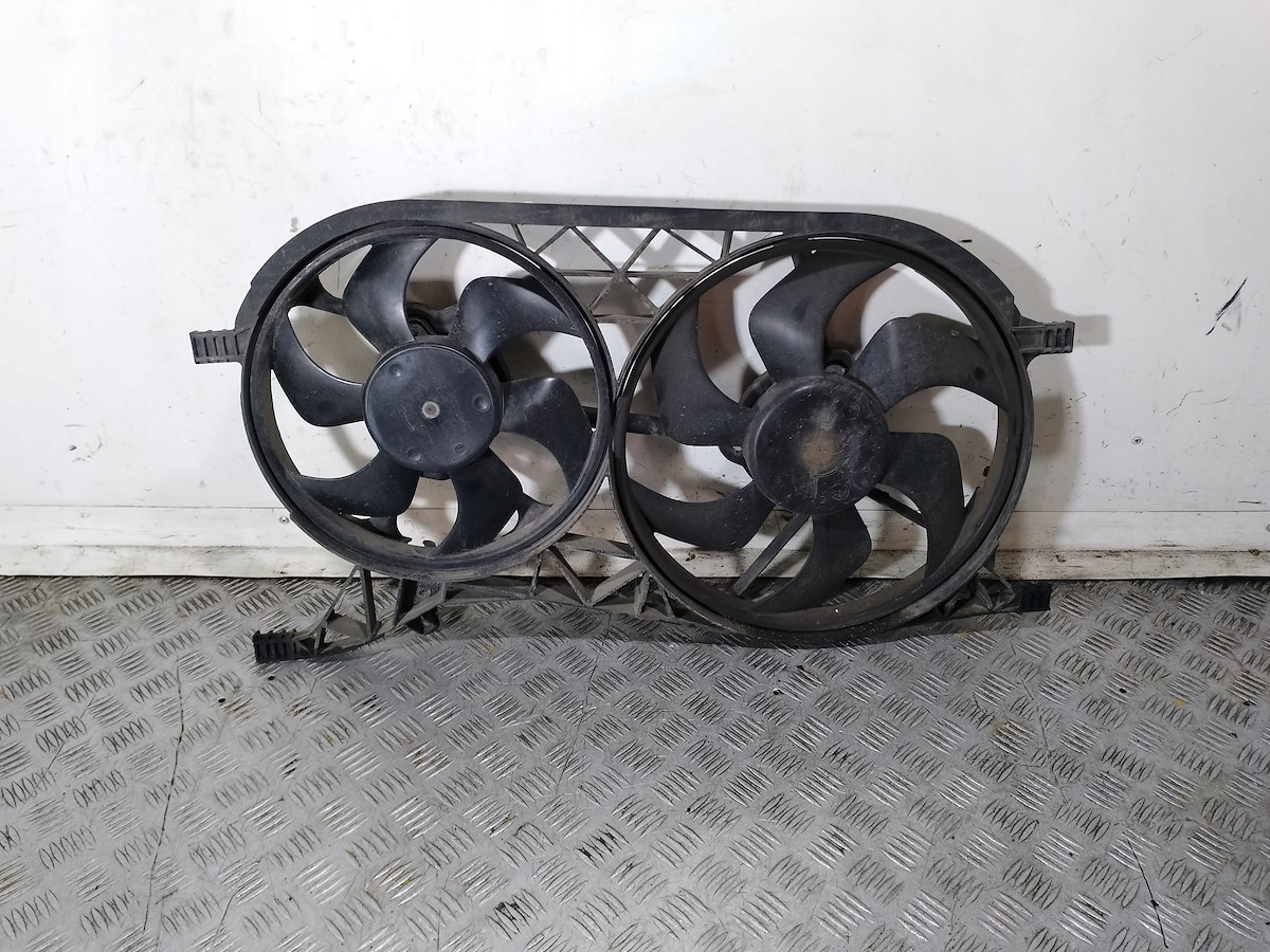 8200675333 - ВЕНТИЛЯТОРЫ РАДИАТОРА RENAULT ESPACE IV 2.0 DCI
